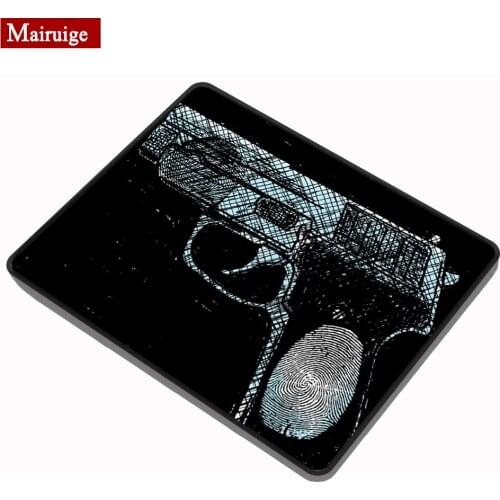Fingerprint Pattern Pistol Black Cloth Mouse Pad Gun Parts M14 AK47 98K Gamer Speed Pc Compute Desk Mat Small Mousepad 20x18cm