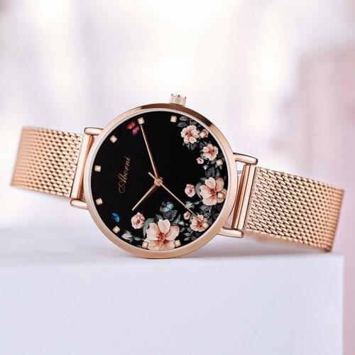 Big Womens Watch Female Stars Large Woman Bracelet Watch Girls Simple Large Temperament Fashion Students Waterproof Wristwatch
