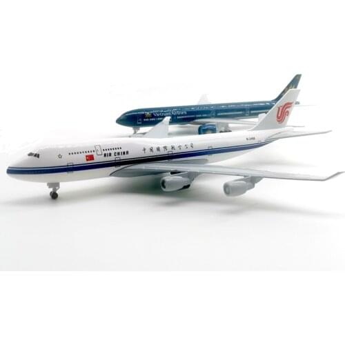 20CM A380 BOEING747 777 AIRLINE MODEL AIRCRAFT SIMULATION ALLOY CHRISTMAS TOYS GIFT KIDS COLLECTION