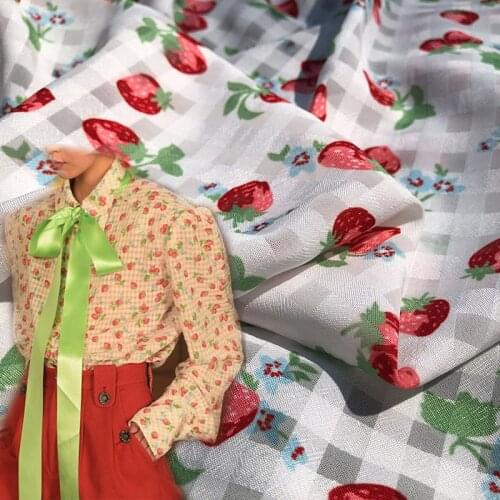 145cm Width Lattice Strawberry Printed Polyester Fabric For Woman Summer Dress Blouse Pants DIY Cloth Sewing
