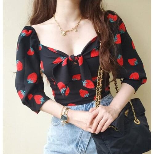 Women Sweetheart Neck Puff Sleeve Bow Tie Front Crop Top In Strawberry Print A799