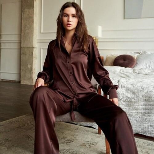 Restve Women's Pajamas With Trousers