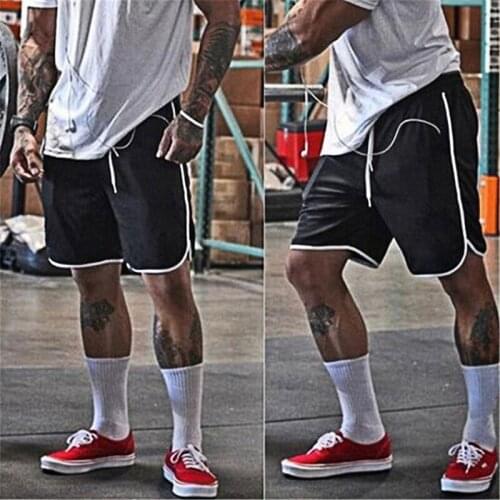 2021 Summer Stylish Jogger Mens Mesh Shorts Casual Hip Hop Sportswear Loose Gyms Fitness Shorts Breathable Mens Short Sweatpants