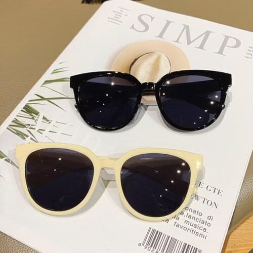 Women Sunglasses Fashion Trending Jelly Round Glasses Vintage Luxury Designer Driving Shading Eyeglasses Decorative Unisex UV400