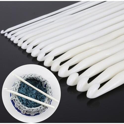 White Plastic Handle Crochet Hook Knitting Needles Thick Head Tools DIY Crafts Accessories Crochet Tools