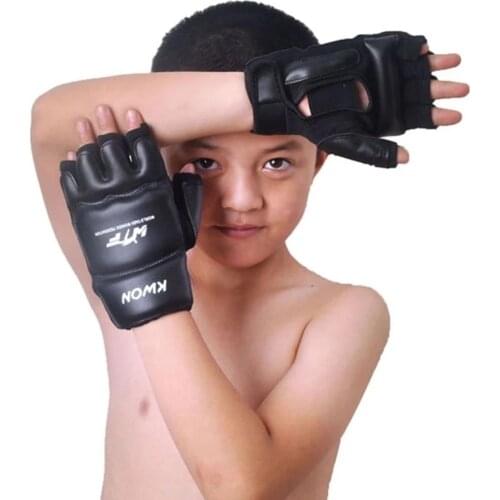 New Leather Half Finger Kids Children Karate Boxing Gloves Mitts Sanda Karate Sandbag Taekwondo Protector Gloves MMA Muay Thai