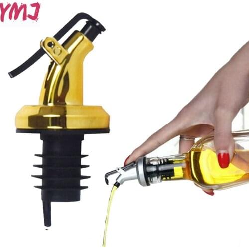 Oil Bottle Stopper Lock Plug Seal Leak-proof Food Grade Rubber Plastic Nozzle Sprayer Liquor Dispenser Wine Pourer Kitchen Tool
