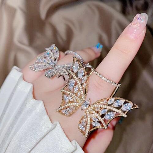 2021 New Charm Lace Butterfly Luxury Fashion 925 Sterling Silver Zircon Engagement Wedding Eternity Rings for Women Adjustable