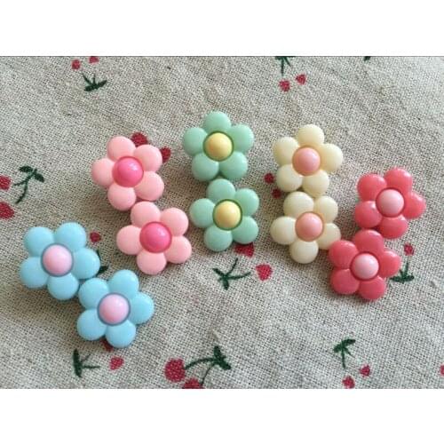 New !!! 30pcs Pet dog cat hair flower hairpin lovely headdress Dog hairpin duckbill