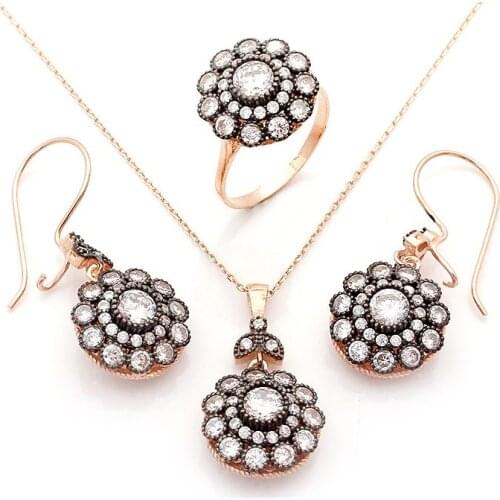925 Sterling Silver and Zircon Stones Rose Plated Daisy Model Set