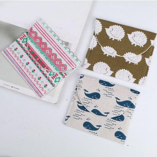 Small Sanitary Napkin Cute Storage Bag Ladies Cosmetic Bag Travel Portable Embroidery Sundries Bag Cute Coin Bag