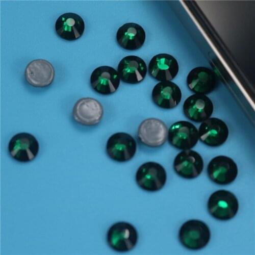 Dark green Hotfix Rhinestone Flat Back Iron On Strass Crystal Stones Hot Fix Rhinestones For Clothes Decorations