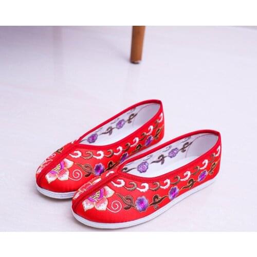 Old Beijing Womens Shoes Flat Embroidery Shoes Thousand Layers Of Middle Womens Cloth Shoes Old Ladies Slip Single Shoes