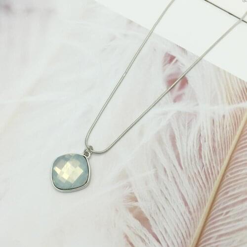 Simple Style Chokers Necklaces For Women Resin Pendant Chain Necklace 2018 Bohemian Jewelry Mrs win