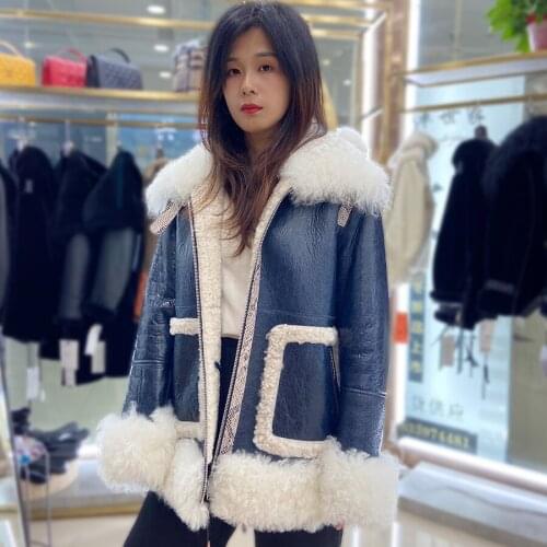 Real Leather Jacket Women Natural Sheep Fur Coat Winter Warm Fashion Sheepskin Outwear Lamb Fur Collar And Cuff