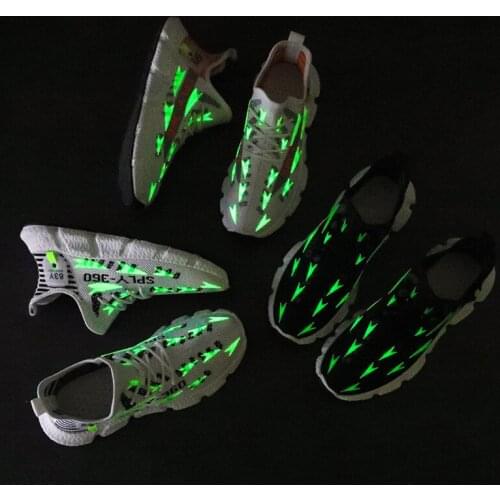 New sneakers 2021 spring and autumn luminous breathable sports mens shoes casual breathable flying woven running shoes
