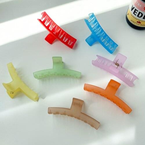 Summer Women Girls Colors Sweet Acrylic Bear Hair Claws Hairpins Lady Lovely Candy Claws Clips Female Fashion Hair Accessories