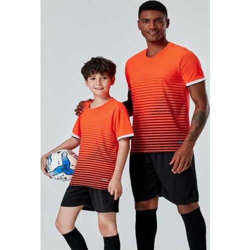 2021 Parents and Kids Custom Name Number Orange Soccer Jerseys Set Boys Football Games Uniform Green Blue Trainning Jersey Suit
