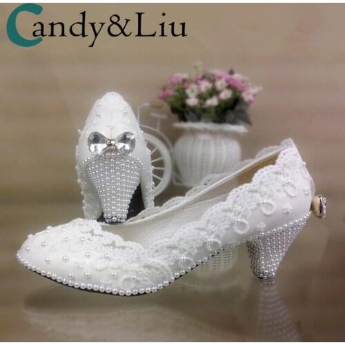 White lace wedding shoes pearl bow middle heel waterproof platform bride photo Bridesmaid performance womens single shoes