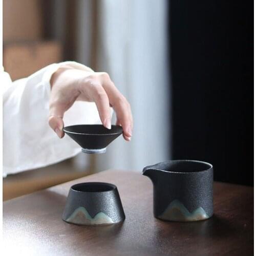 Black Pottery Tea Drain Ceramic Hand-painted Coarse Pottery Tea Strainer Kung Fu Tea Set with Fine Mesh Tea Bucket
