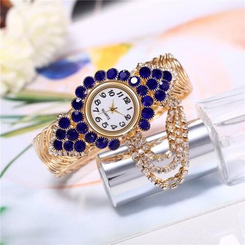 New ladies watch diamond set ring European and American style fashion retro temperament bracelet watch women