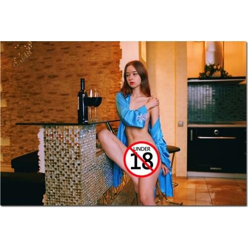 Simple Wall Art Red Wine Sexy Girl Poster and Print Canvas Paintings for Bedroom Living Room Decor Nordic Style