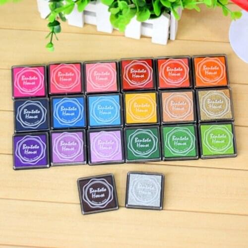 Creative 20pcs/lot 20 colors DIY Scrapbooking Vintage Crafts Colorful Inkpad Stamps Sealing Decoration Stamp Ink Pad