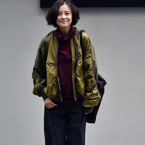 MICOCO W3323B Leisure art design splicing three-dimensional pleated shape zipper short coat