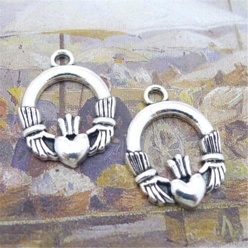 BULK 30 Antique Silver Plated Irish Claddagh Charms Love Loyalty Friendship Pendant 22*29mm