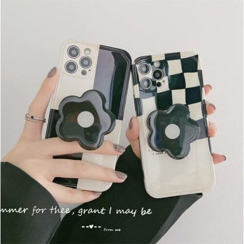 INS Korea Black White Chess Smiley Lattice Phone Case For iPhone 12 Pro Max 11 Xr Xs Max 7 8 Plus SE2020 Cute Flower Stand cover