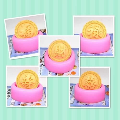 Silicone mold Characters Gods hi Choi shape Handmade soap Clay mold Fondant cake mould Baking mold DIY tools
