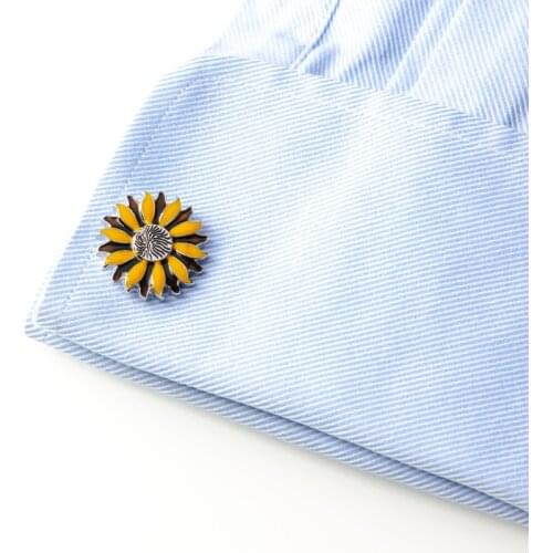 Trendy Enamel Sun Flower Cufflinks Novelty Yellow Bee Cuff Link For Wedding Summer Party Special Gift Jewelry