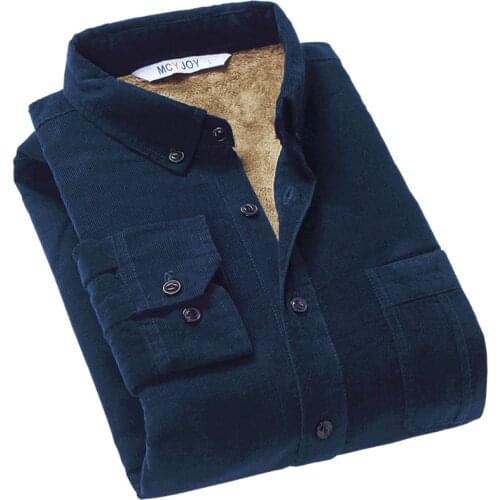 Winter trends men cotton corduroy warm shirt long-sleeved men plus cashmere thick shirt men brand autumn shirts men camisa S-4XL