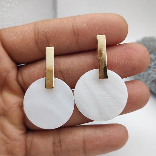 2021 Womens Metal and Shell Round Pendant Party Gifts Beautiful Earrings Jewelry Wholesale Christmas Halloween Birthday