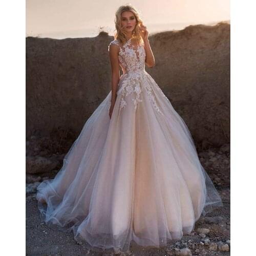Women Luxury Applique Lace Beaded Illusion Ball Gowns Vintage Floor Length Wedding Bridal Dress Vestido De Noiva Brautkleid