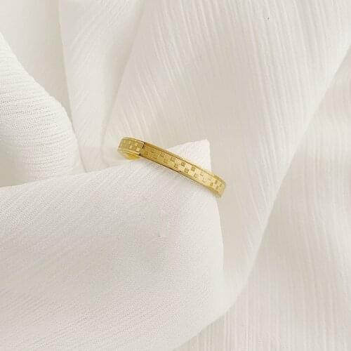 YUN RUO 2021 18K Gold Color Vintage Simple Square Lattice Ring Woman Finger Ring Fashion Personality Titanium Steel Ring Jewelry