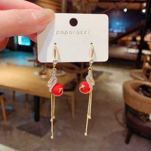 2021 new personality fashion temperament Douyin network red phoenix tassel earrings long red pearl earrings pendant female women