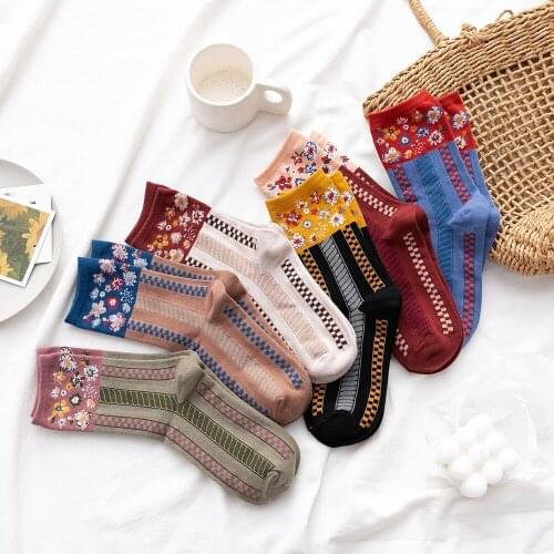 Socks Women Autumn And Winter New Retro Flower Tube Socks Ladies Cotton Socks Mori Female College Style Female Socks Factory Who