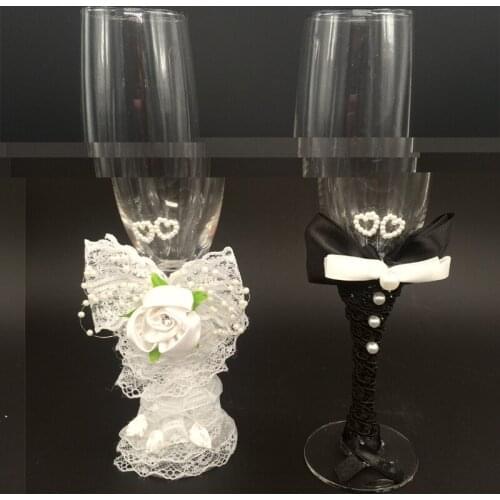 Newest 1 pair/lot wedding pearl heart wedding wine cup Champagne Toasting Glasses with flower Wedding Bridal Shower Gift