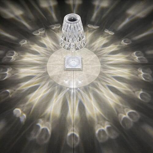 Diamond Table Lamp USB Rechargeable Acrylic Decoration Desk Lamps Bedroom Bedside Bar Crystal Lighting Fixtures Gift Night Light