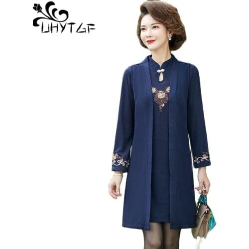 UHYTGF Middle-Aged Elderly Women Spring Autumn Dress Two-Piece Set 2021Embroidered Cheongsam Dress High-End Mother Skirt Suit 19