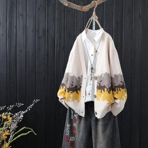 Knitted cardigan womens autumn and winter wear fashion casual new style jacquard V-neck loose long-sleeved sweater jacket