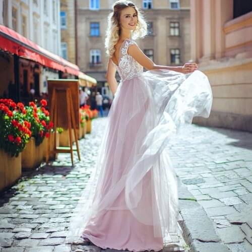 Pink Boat Neck A-Line Wedding Dresses Tulle Bridal Gowns Top Appliques See Through Design V-Back Vestido de noiva
