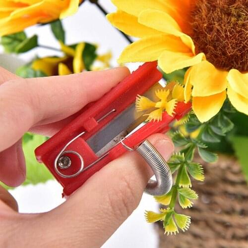 Mini Garden Pruner Fruit Picking Device Multifunctional Outdoor Thumb Knife Fruits Cutting Blade Rings Finger Protector Home