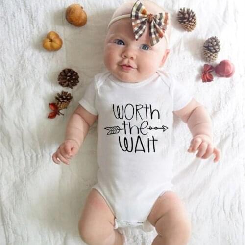 Worth the Wait Pattern Baby Bodysuits Body Boys Girls Short Sleeve Cooton Jumpsuits Summer Ropa Rompers Baby One Piece Onesies