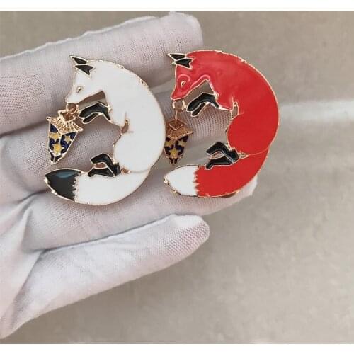 Hot Selling Cartoon Fox Brooch Badge Cute Animal Fox Brooch Suit Lapel Pin Fashion Jewelry Accessories