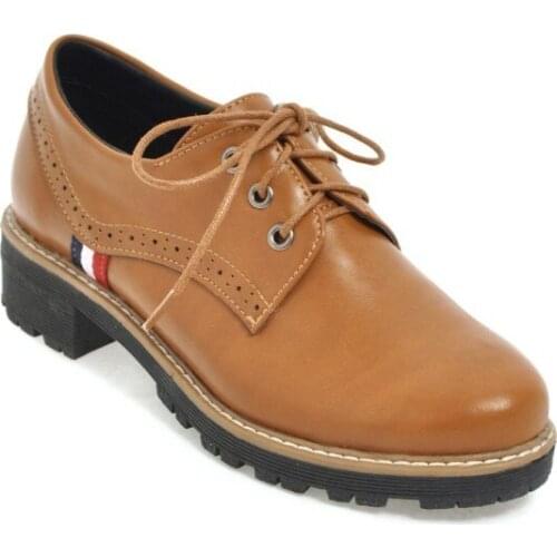 In 2018, the new round head comfortable with low 43 yards casual womens shoes with 40-1827