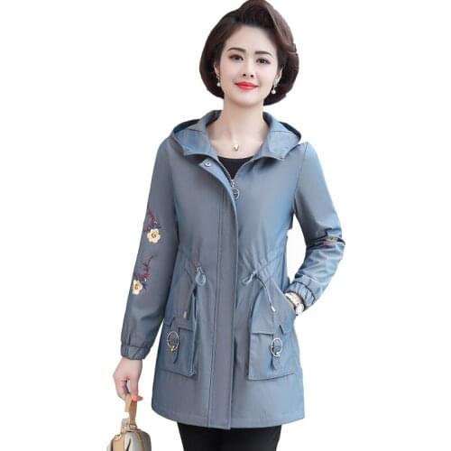 Mothers Spring Embroidered Coat 2020 New Womens Hooded Trench Overcoat Coats Plus size Loose Casual Female Windbreaker Tops