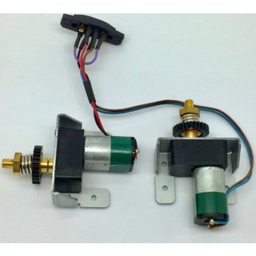 A pair of geared motors, DC 6V geared motor with metal gear / D-axis, High torque 15 rpm 20*11.9*14mm