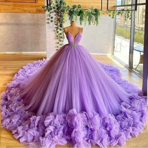 Lavender Spaghetti Strap Sleeveless Pleat Ball Gown Quinceanera Dress Deep V-Neck Beading Ruched Sweet 15 Prom Party Dress 2021